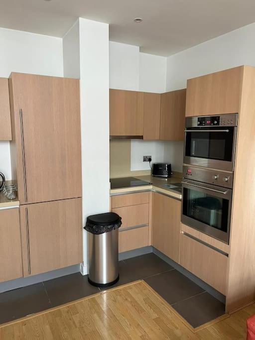 Stunning 2 Bed Flat! Centrally Located In London, Uk! Exterior foto