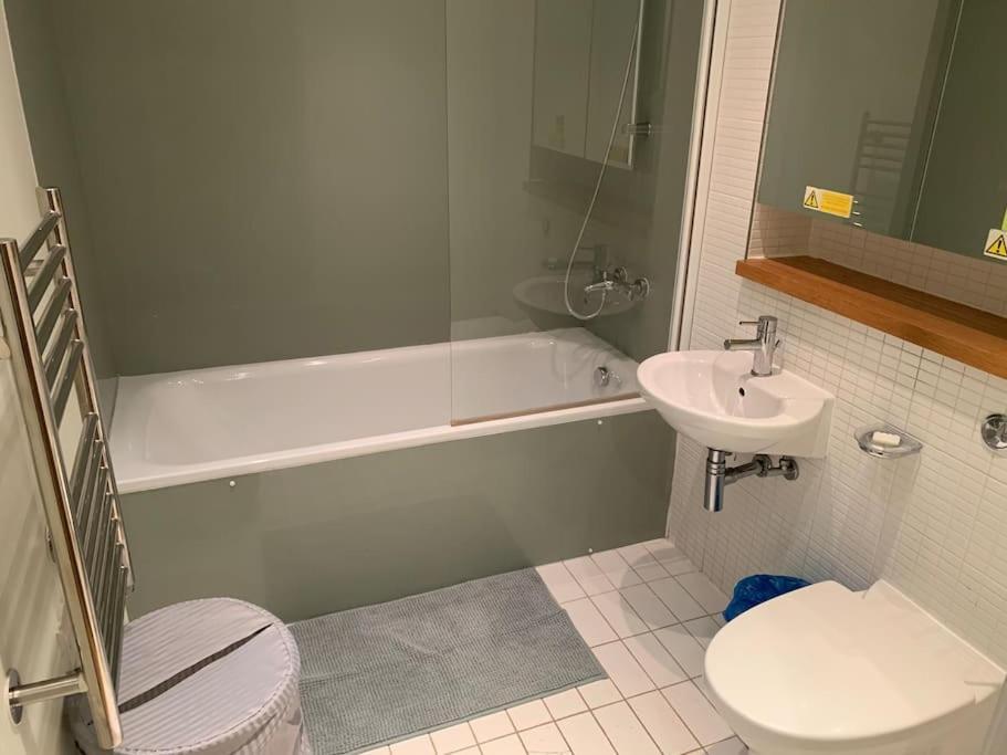 Stunning 2 Bed Flat! Centrally Located In London, Uk! Exterior foto